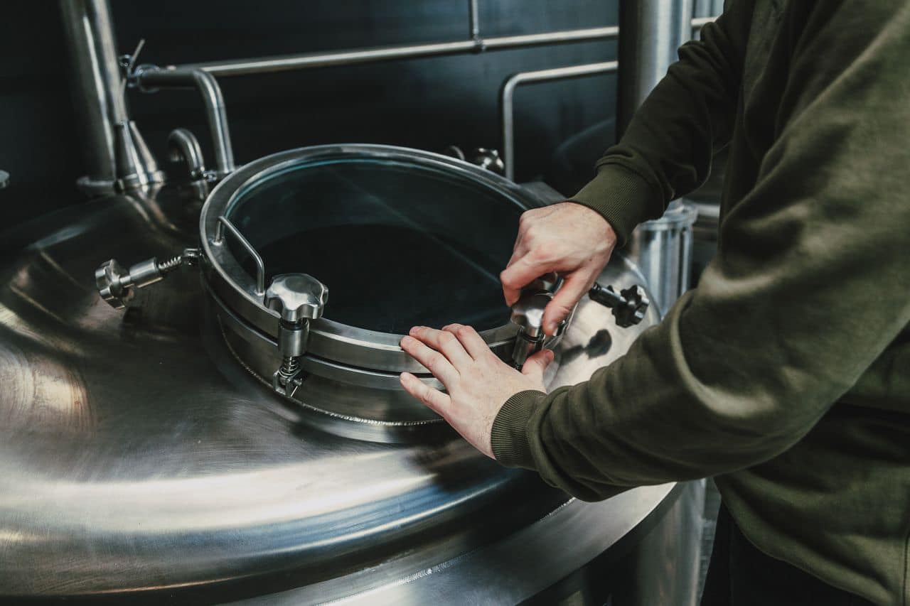 puerto boca de hombre equipo cerveza mash lauter tun.jpg